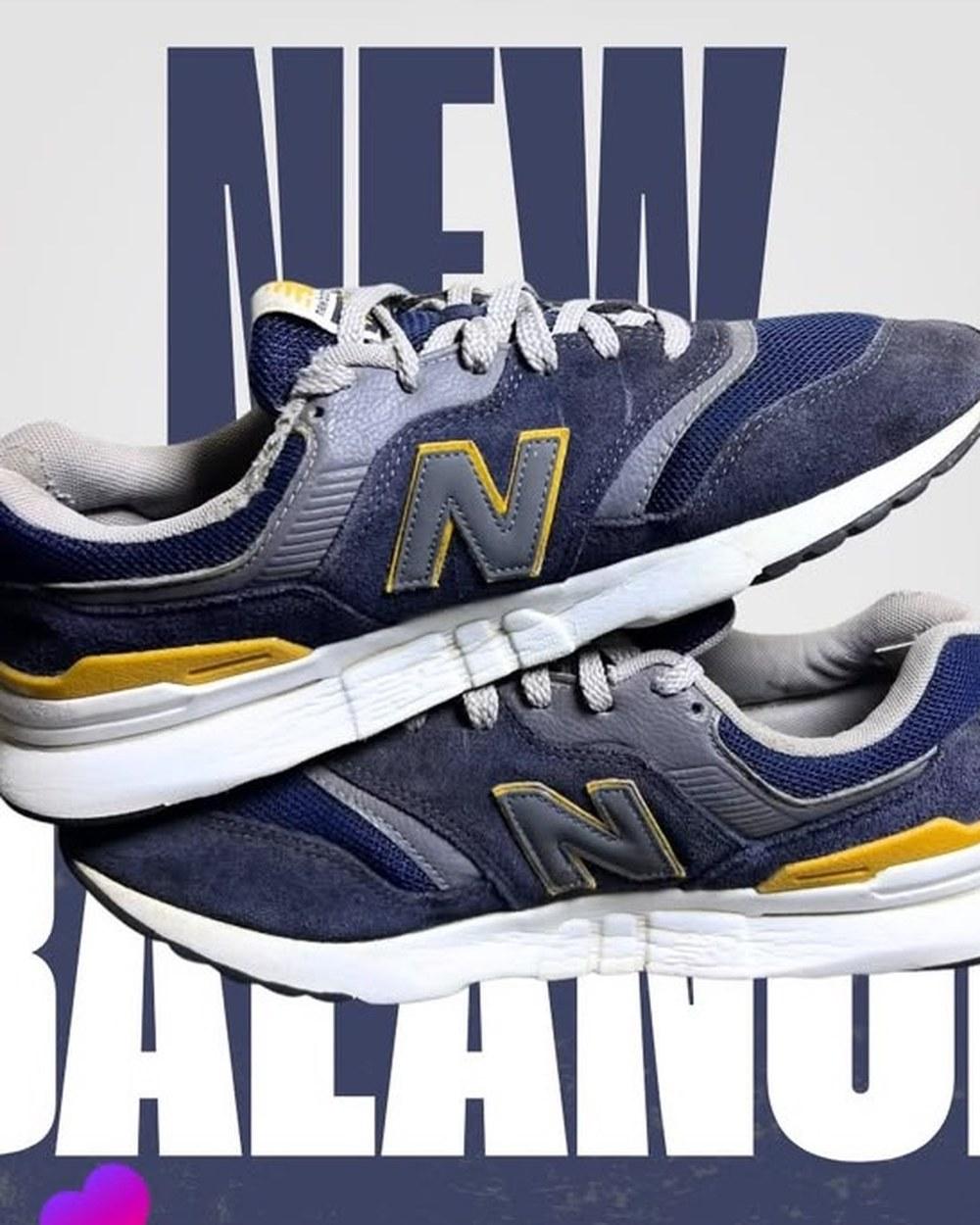 New Balance 574 Navy / Yellow, EUR 42, condition 10 out of 10